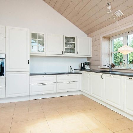 8 Person Holiday Home In B Rkop Borkop ภายนอก รูปภาพ